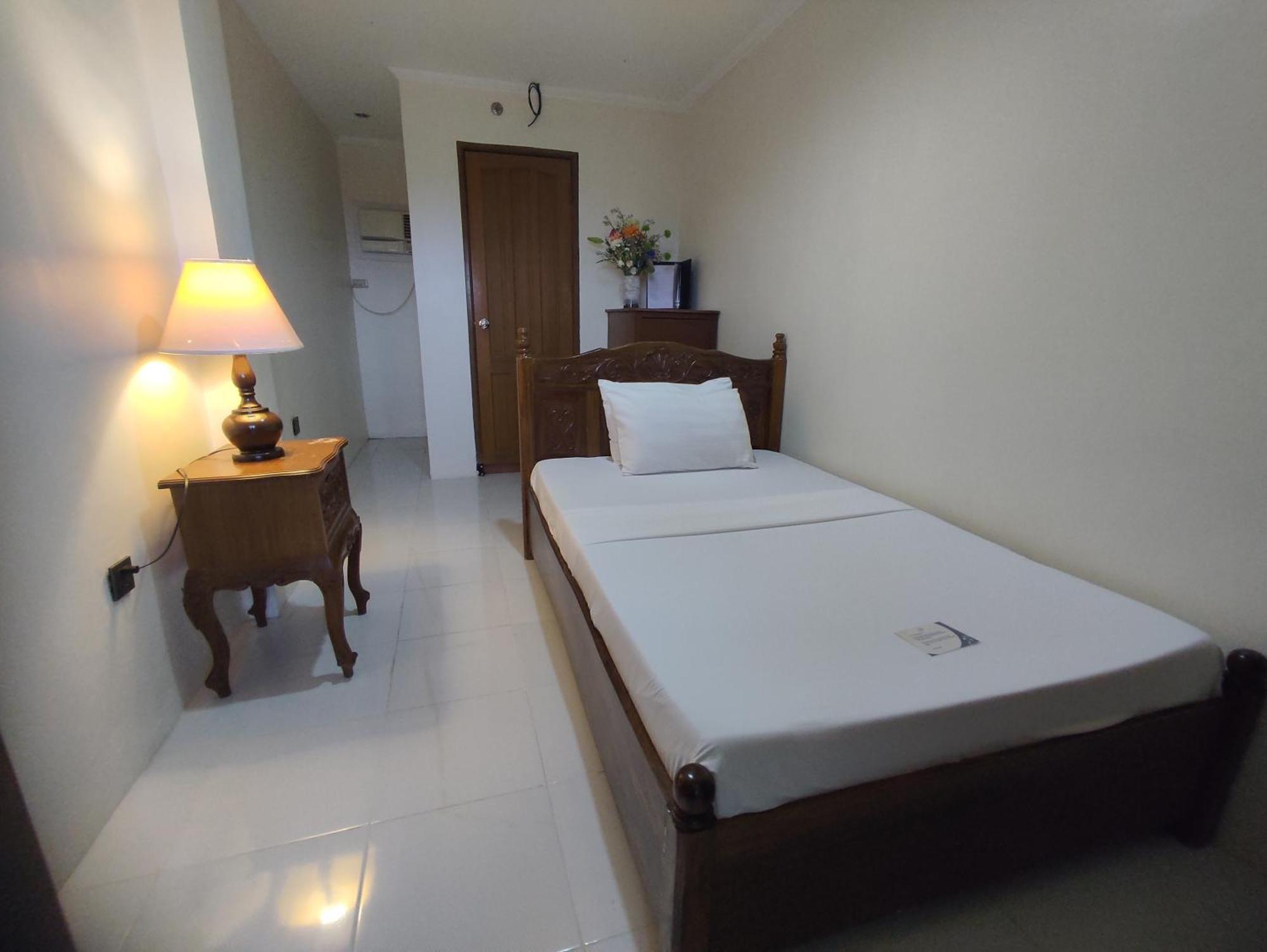 Villa Isabel Hotel Sorsogon Εξωτερικό φωτογραφία