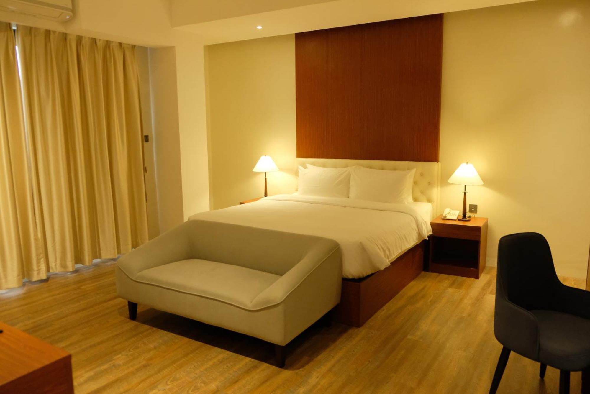Villa Isabel Hotel Sorsogon Εξωτερικό φωτογραφία