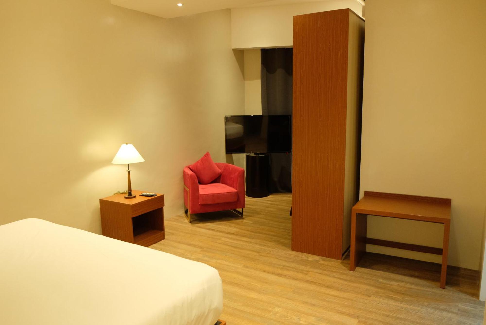 Villa Isabel Hotel Sorsogon Εξωτερικό φωτογραφία